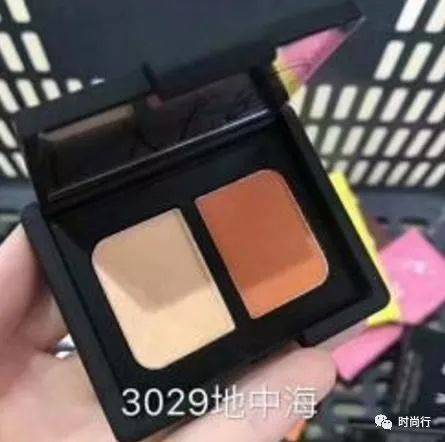 4盒眼影，哪個最好看？測你最近會不會有好事出現