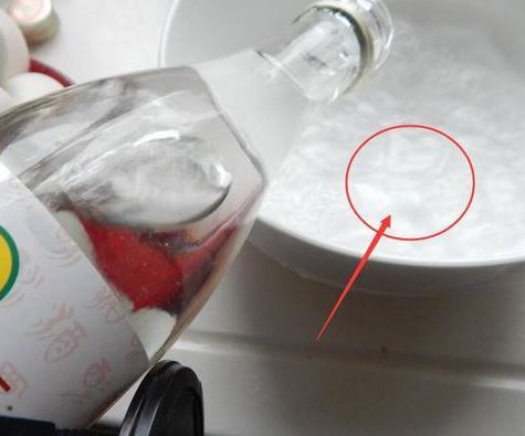 家裡經常擦還是有灰？聰明主婦都會這麼做，家裡一塵不染！ 
