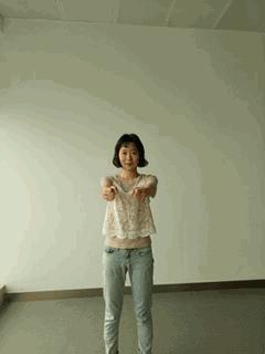 這9個動作天天練，全身經絡都疏通了（附真人示範）