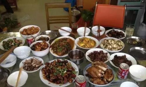看完北方年夜飯再看南方年夜飯，南北差異一看便知，你更喜歡哪個