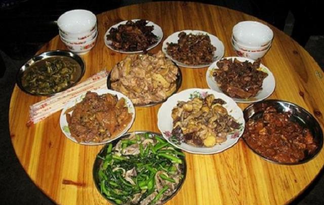 看完北方年夜飯再看南方年夜飯，南北差異一看便知，你更喜歡哪個
