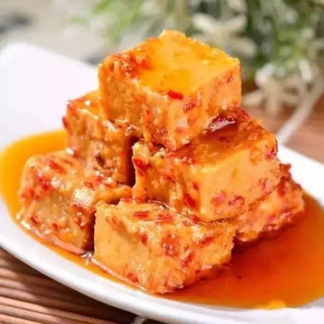 一 女 人 經 常 吃 腐 乳 ， 結 果 發 現 一 個 驚 人 的 秘 密 ！