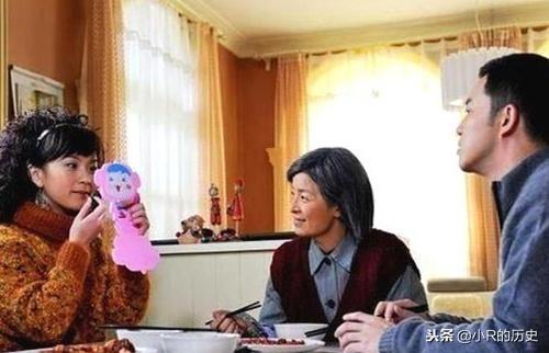 生了孩子沒一個人幫忙帶，小姑子來俺家住了一晚，俺才明白為啥