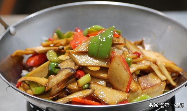 大廚分享干鍋杏鮑菇的好吃做法，食材簡單，營養美味，超級下飯
