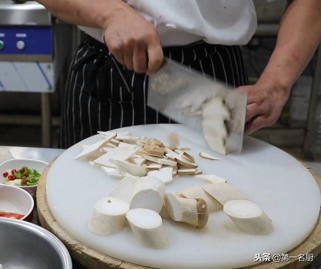 大廚分享干鍋杏鮑菇的好吃做法，食材簡單，營養美味，超級下飯