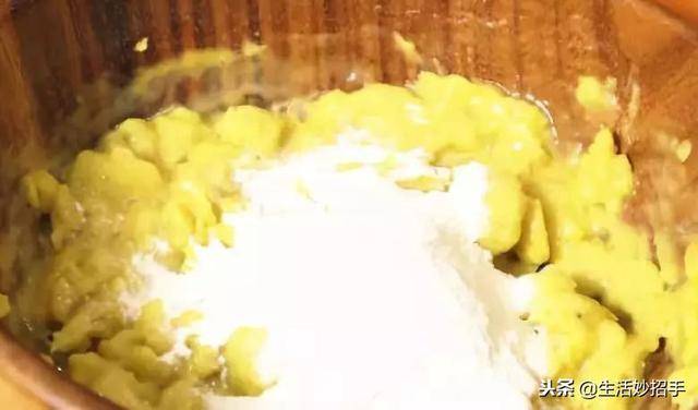 2個地瓜，2個雞蛋，加在一起外酥里嫩，一頓一盤不夠吃