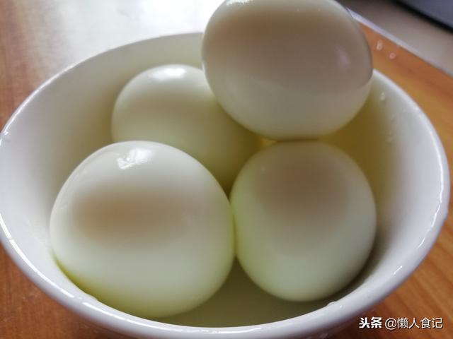 冬天來一碗廣東豬腳姜醋，光聞味道就饞了！
