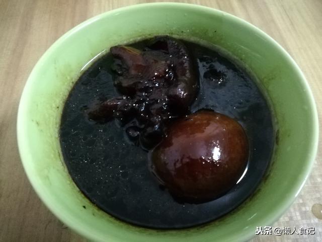 冬天來一碗廣東豬腳姜醋，光聞味道就饞了！