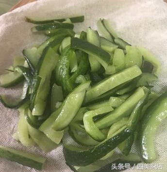 腌黃瓜的最正確打開方式，我白吃了25年黃瓜！上桌就搶光