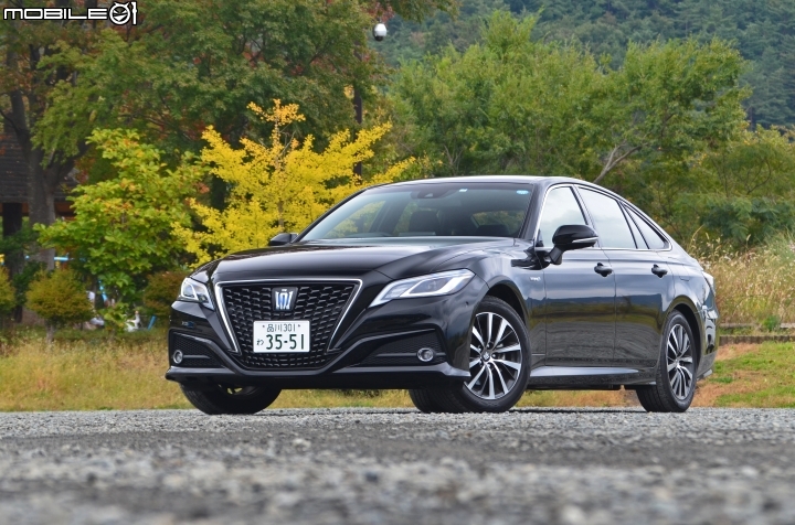 第15代 Toyota Crown 日本試駕，新世代皇冠再現榮耀！