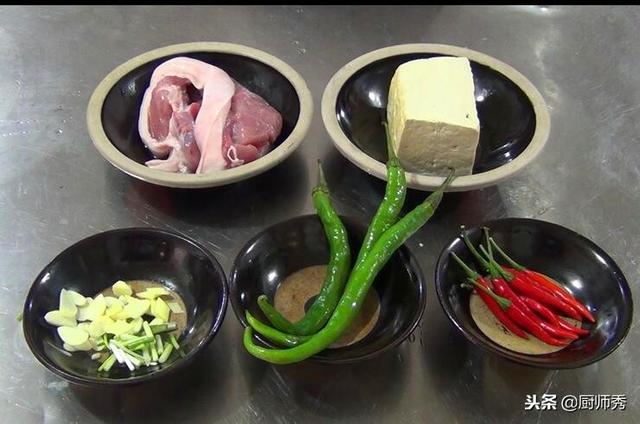 鵬廚教你老豆腐正確吃法，一道菜兩種口味，一個星期吃三次都不夠