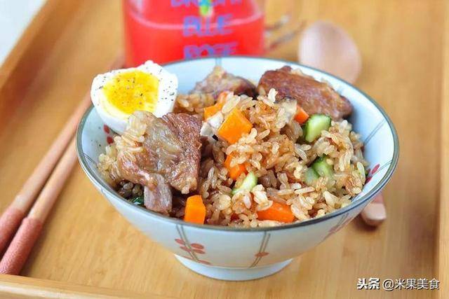 這樣做燜飯，我一次可以吃3碗，醬香美味又好吃，隔三差五做一次