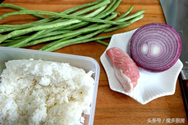 炒飯經常吃，但這麼炒還是第一次，孩子說比蛋炒飯好吃！