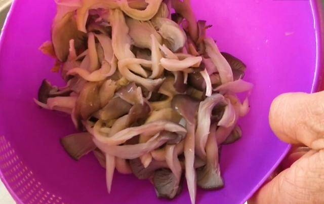 街上賣的炸蘑菇，在家做更好吃，真材實料更營養，美味簡單好方便