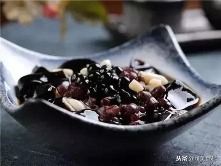 甜品大師教你做35種糖水做法，技巧和竅門都在裡面，拿去開店夠用