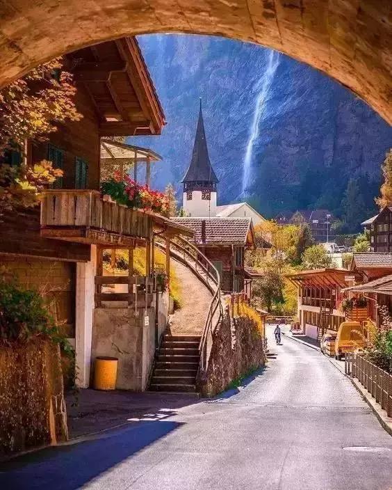 歐洲旅行還惦記著倫敦、巴黎？錯啦，最美的景色都在這裡……