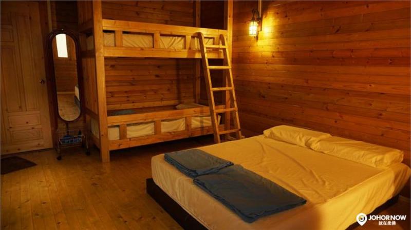 柔佛龜咯島：鹹水灣精緻木屋，4人套房只要RM260，還有早餐服務