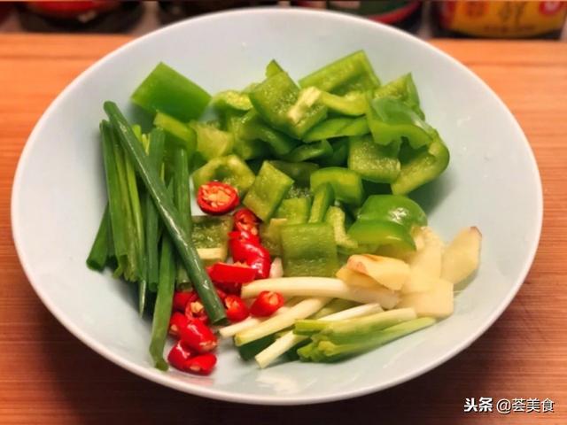四大外賣巨頭之黃燜雞，拒絕點餐在家做，讓你多吃2碗飯