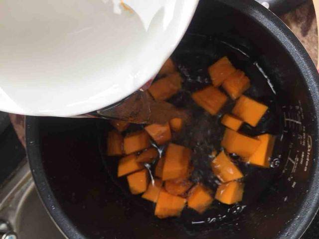 南瓜紅棗湯怎麼做好吃又簡單~