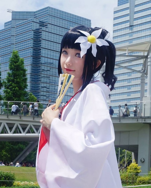  中國 Coser 在日本 C92 重現《火影忍者》雛田新娘裝，第3 認不出來是誰、第4 一秒變雛田！