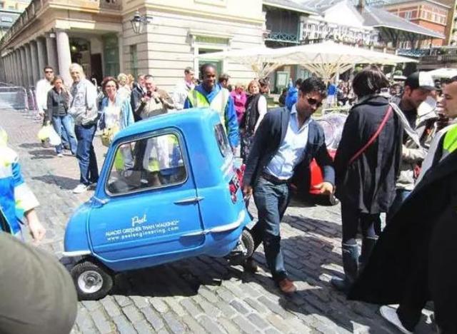 世界上最小的量產車，排量相當於一個屁，可以直接開動公交車 