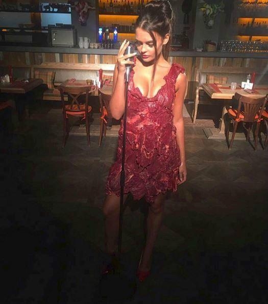 7款設計師「失戀過1000次」才能做出的「分手婚紗」！第2震動棒棒婚紗！第3用100%陌生人的毛做成的黑天鵝禮服...