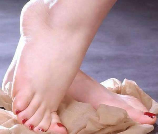 長這3種腳的女人，與財神有緣，不是富婆就是女老闆