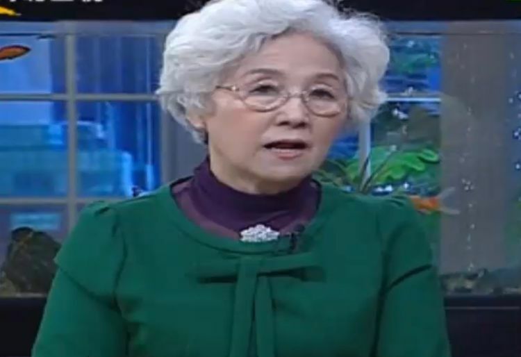 老中醫教你中藥做面膜，睡前抹臉，7天臉上細嫩光滑，除斑顯年輕 