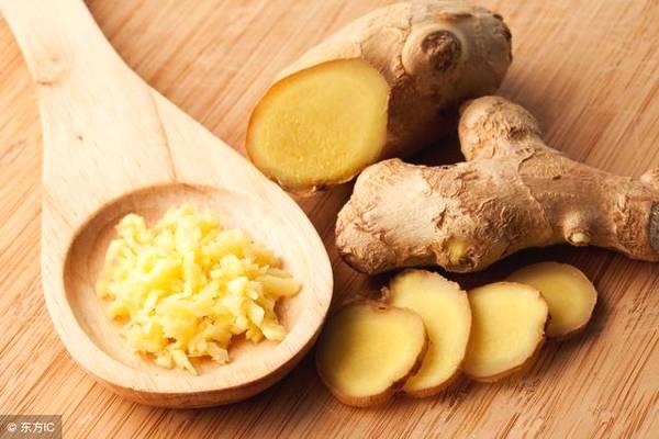 胃癌大多都是吃出來的，醫生：這6種「菜」，再喜歡也別吃！