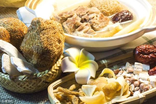 胃癌大多都是吃出來的，醫生：這6種「菜」，再喜歡也別吃！