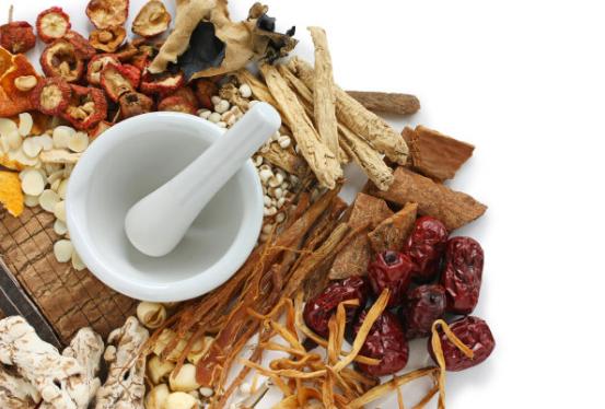 皮膚濕疹總不好？中醫主任：這4個巧方法，相互結合，濕疹全消