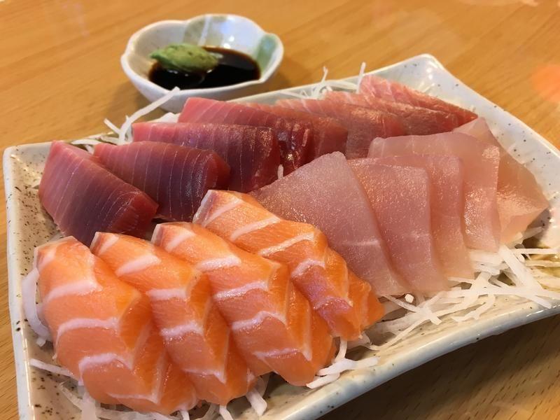  婦人突然「癱瘓」排尿也困難，切開脊椎發現「一大堆蟲」嚇壞醫生！