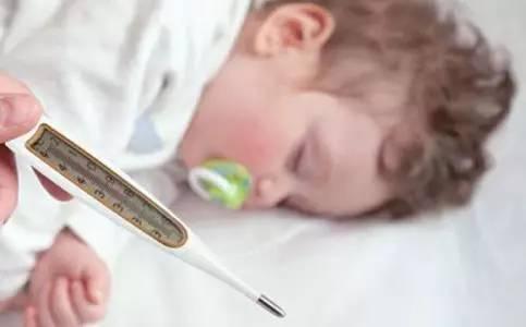 孩子發燒就吃藥？推拿這三個穴位效果堪比「美林」
