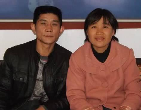 老公死後我再婚，前公婆給我8萬，3年後我去探望，敲開門我懵了