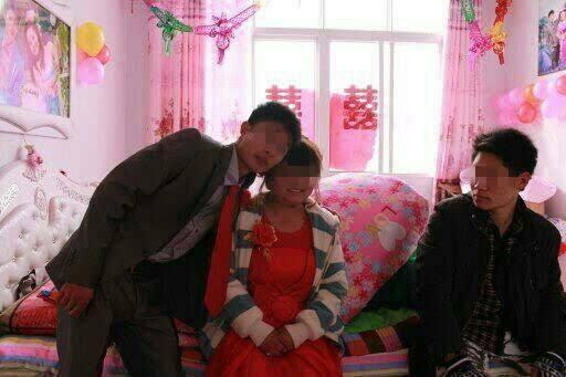 和老公吵架回娘家，老公來接我，看見我懷裡的孩子，氣得轉身就走