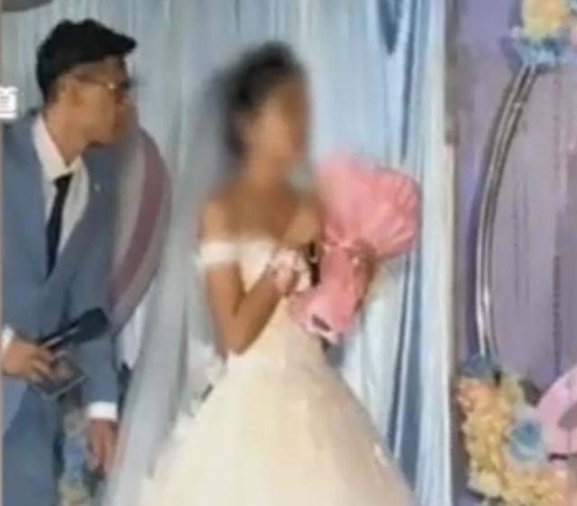 婚禮現場突發口角，新娘怒摔捧花：這婚我不結了！新郎：隨你便吧