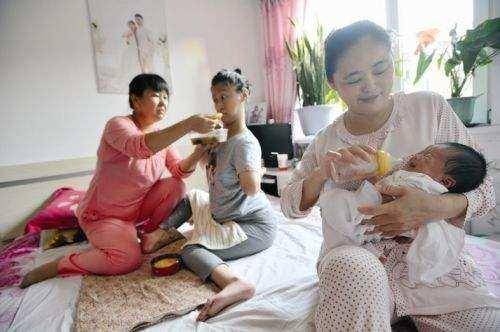 女兒懷孕7個月我去照顧，廚房裡的兩碗麵條，我真傷心了