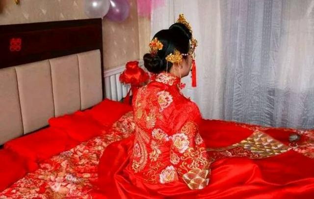 女子懷孕要吃肉，婆婆直接拒絕，女子一氣之下回娘家，開門被驚到