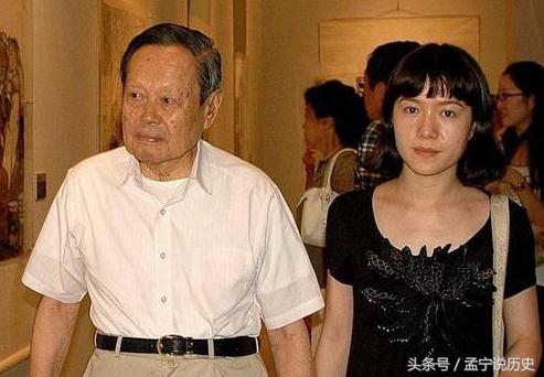 他「82歲時娶28歲嫩妻」轟動社會！沒人看好卻相伴13年，95歲的他說：「我死後你可以...」 