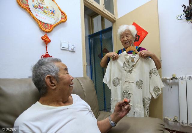 恩愛結婚五年，小叔子婚禮前夕，我和老公離婚了