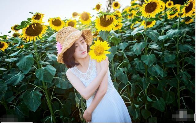 供弟弟讀完大學，弟弟結婚母親讓我給他買新房，我回母親九個字