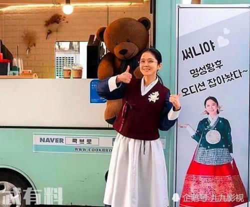 被封殺的張娜拉現狀，昔日女神成商場櫃員，滿臉疤痕太心酸！