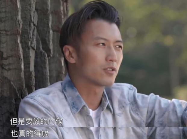 謝霆鋒本人回應，「會做一個好父親」，王菲對此「冷眼旁觀」！