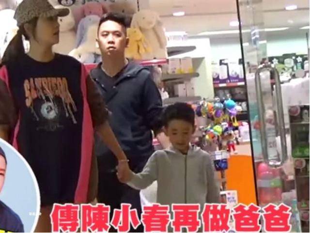 應采兒帶Jasper採購嬰兒用品，采兒肚子圓圓，51歲陳小春又做爸爸