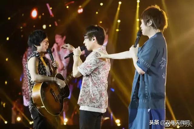 佼哥直言怪獸寫的比阿信好，五月天×黃子佼《Live&amp;life》首唱