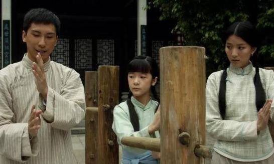 黃宗澤女友近照曝光，傲人身材簡直讓人看呆了，網友: 難怪連胡杏兒都捨得放棄~