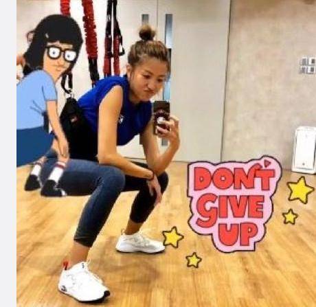 黃宗澤女友近照曝光，傲人身材簡直讓人看呆了，網友: 難怪連胡杏兒都捨得放棄~