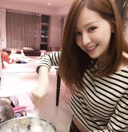 王心凌曬出自己住的房子，面積狹窄裝修普通，吸金力大不如前了
