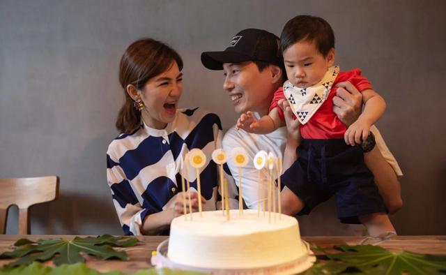 Ella 的蛻變：從前那個假小子，如今多了一絲溫婉