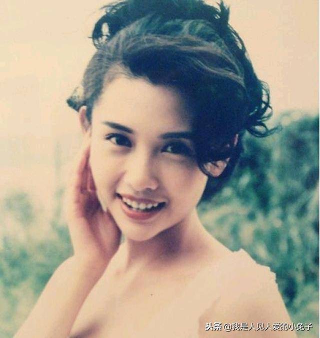 17歲女兒太漂亮仙氣十足！，邱淑貞決定送她出國，絕不讓她進娛樂圈